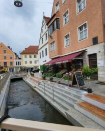 freising marienplatz st raum a landschaftsarchitektur platzgestaltung zentrum moosach bach