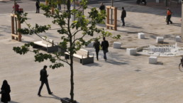 STrauma Landschaftsarchitektur Berlin landscape architects Fußgängerzone Wolfsburg Springbrunnen und Bänke Perspektive