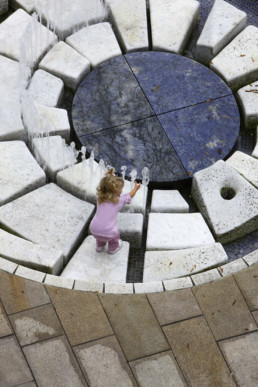 STrauma Landschaftsarchitektur Berlin landscape architects Fußgängerzone Wolfsburg Wasserspiele Springbrunnen