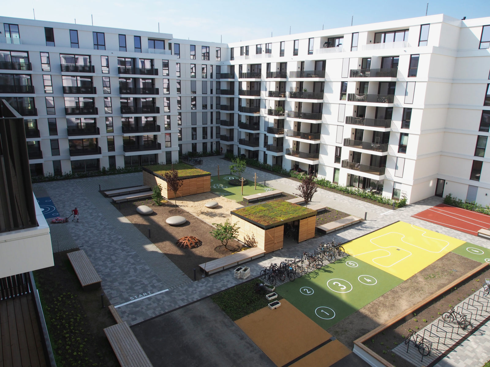 ST raum a landschaftsarchitektur wohnanlage neubau friedrichshain hofgestaltung freiraum spielplatz conrad blenkle strasse