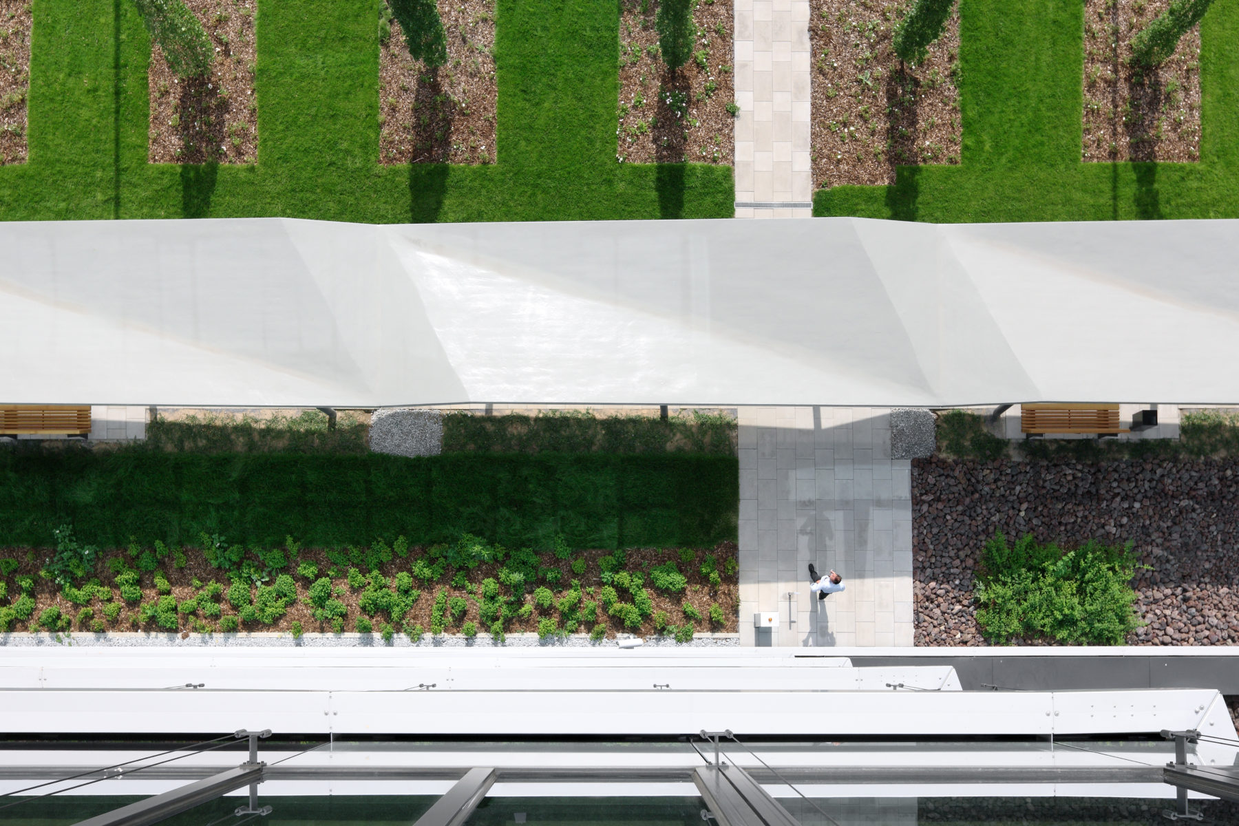 STrauma Landschaftsarchitektur Berlin landscape architects E Plus Düsseldorf Wege