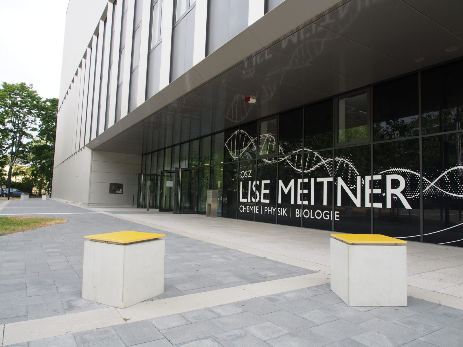 STrauma Landschaftsarchitektur Berlin landscape architects Lise Meitner Schule Berlin